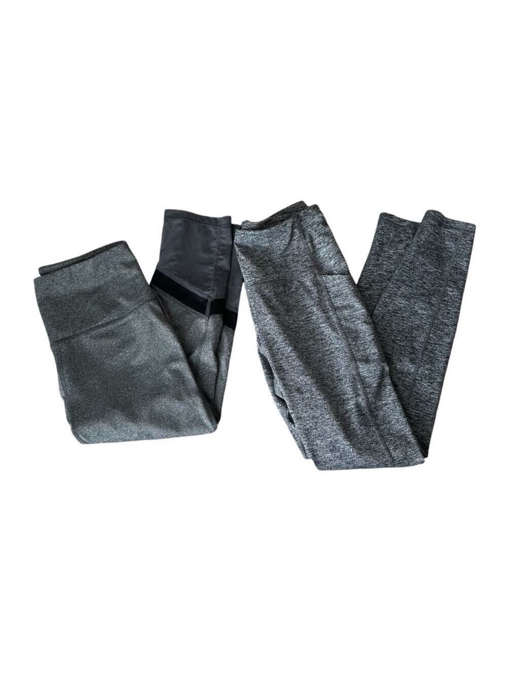 Set of 2 Women’s Gray Athletic Workout Leggings Reebok and Avia Size Medium